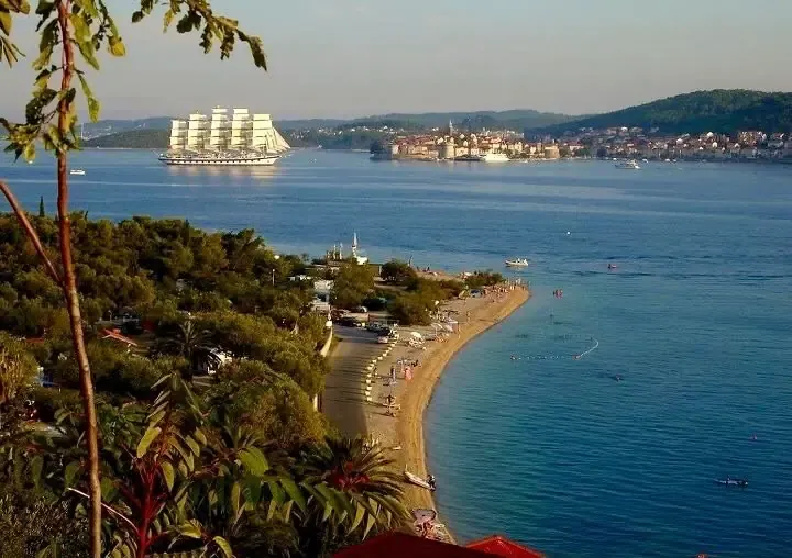 Panorama Pelješkog kanala