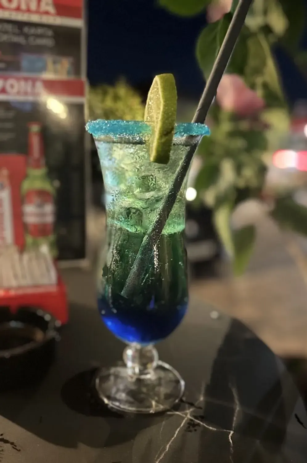 Caffe Bar Zona — kava, kokteli i mjesto susreta.